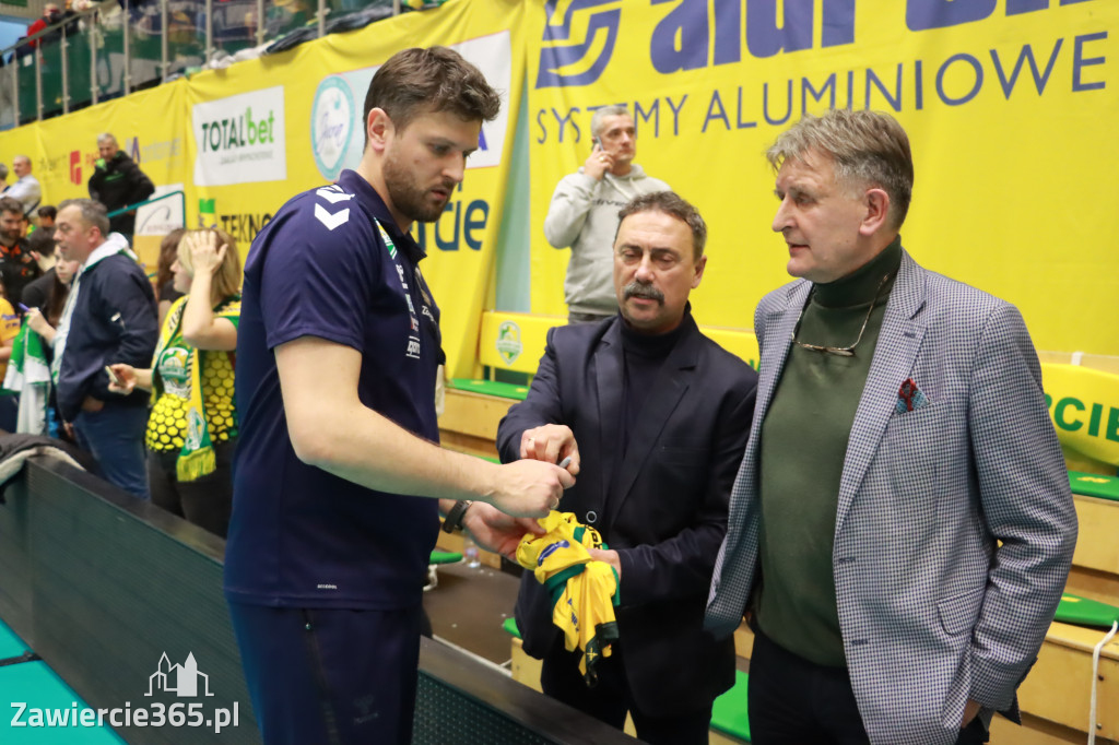 JASTRZĘBIE POKONANE PO TIE-BREAKU!