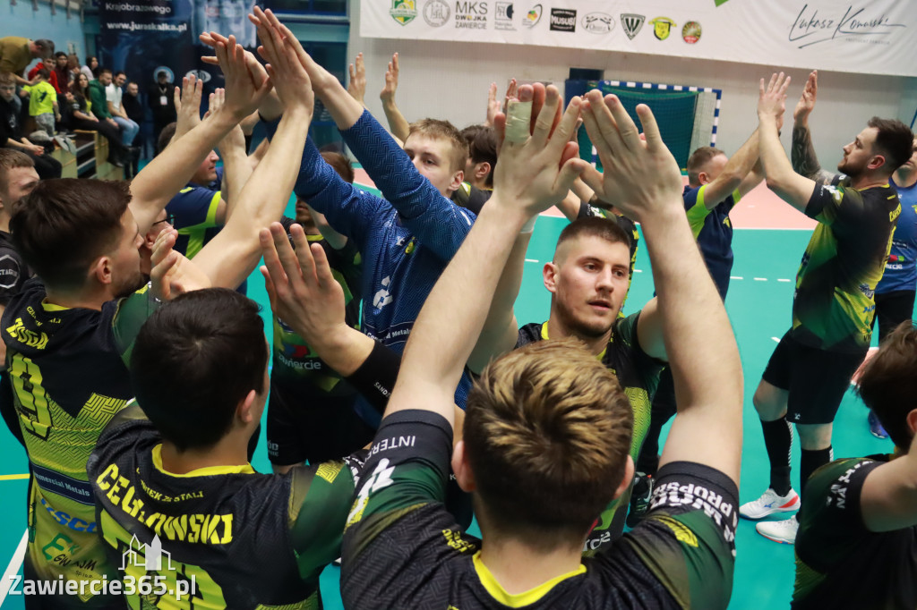 KS Viret CMC Zawiercie - SMS ZPRP I Kielce  26-34