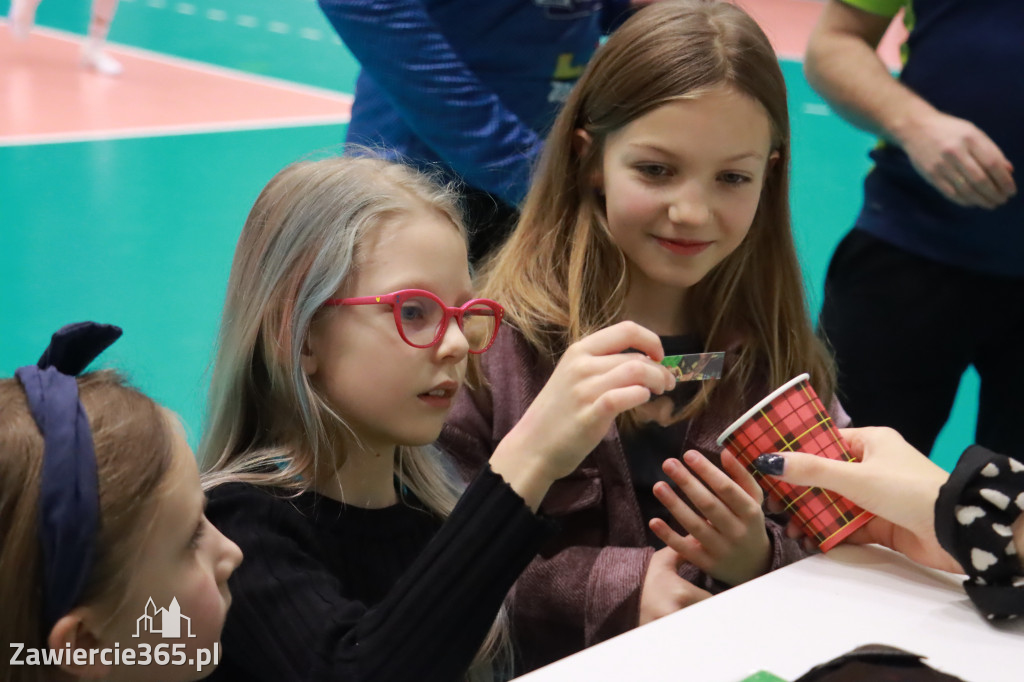 KS Viret CMC Zawiercie - SMS ZPRP I Kielce  26-34