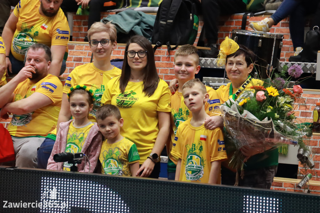 Rycerze nie dali szans Asseco Resovii Rzeszów i po zwycięstwie 3:0 awansowali na pozycję lidera