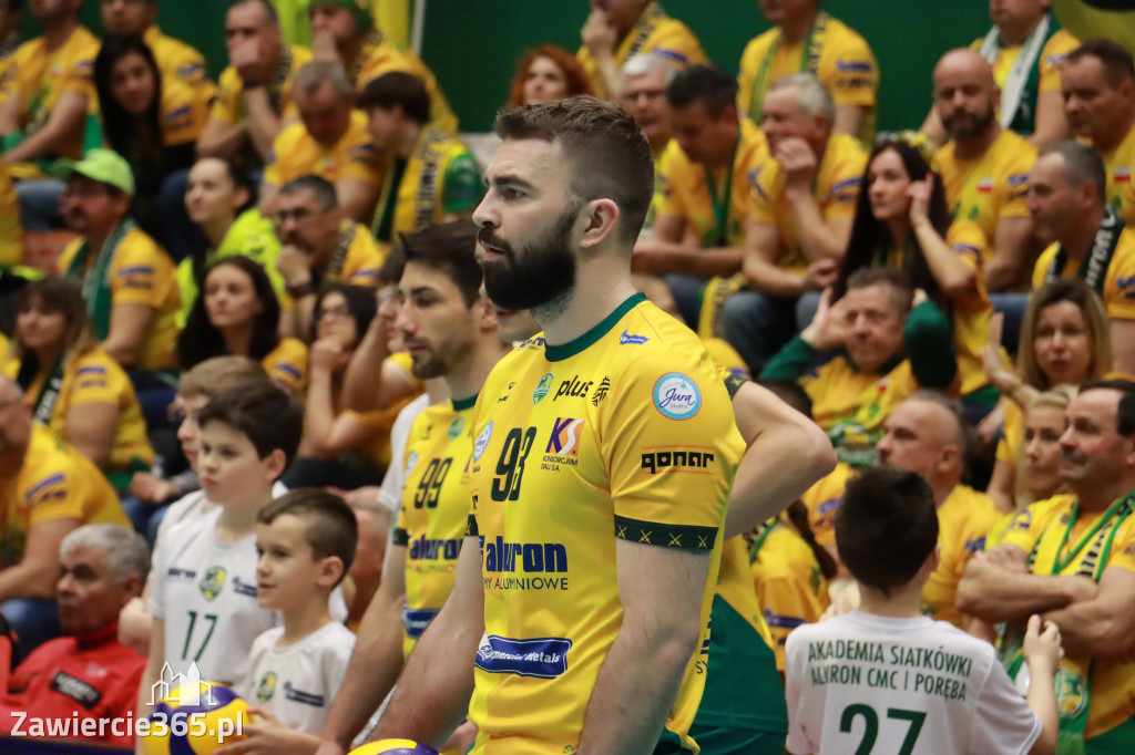 Rycerze nie dali szans Asseco Resovii Rzeszów i po zwycięstwie 3:0 awansowali na pozycję lidera