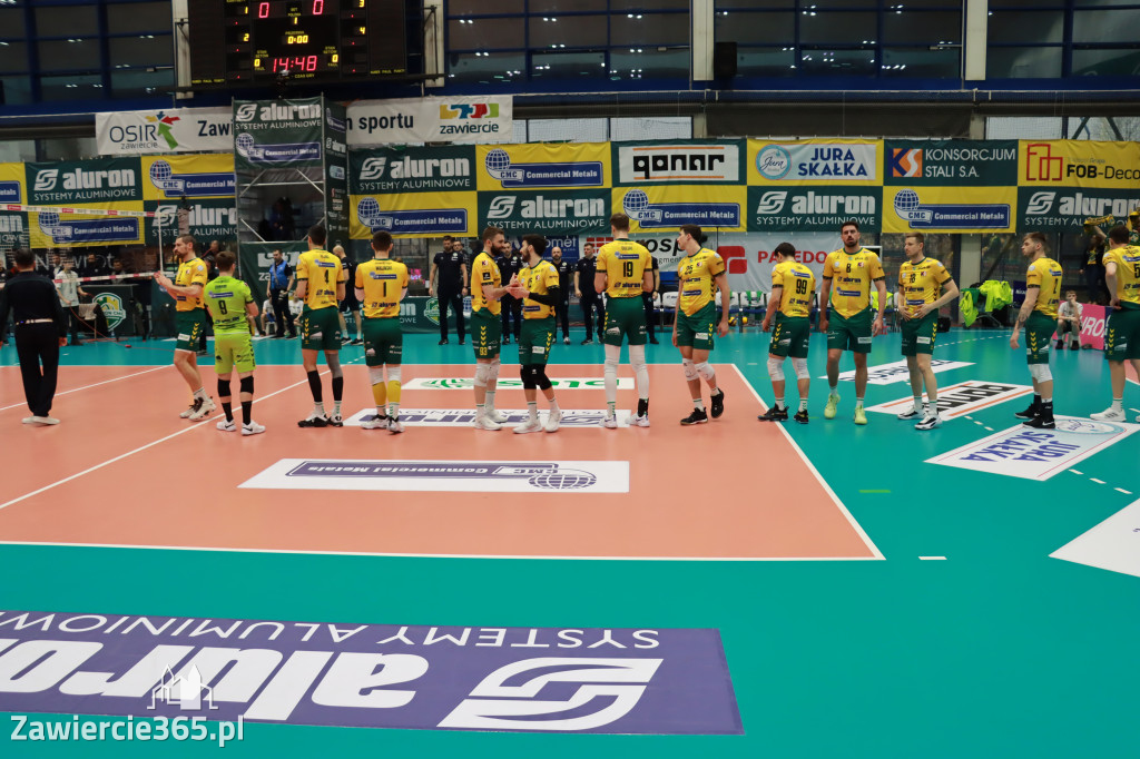 Rycerze nie dali szans Asseco Resovii Rzeszów i po zwycięstwie 3:0 awansowali na pozycję lidera