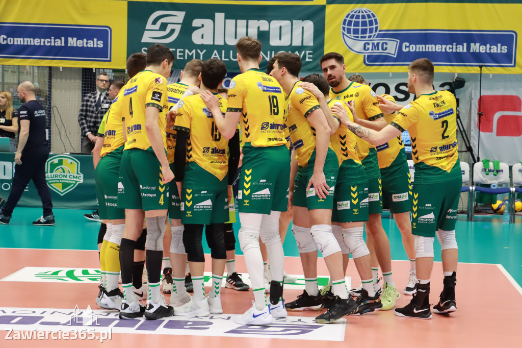 Rycerze nie dali szans Asseco Resovii Rzeszów i po zwycięstwie 3:0 awansowali na pozycję lidera