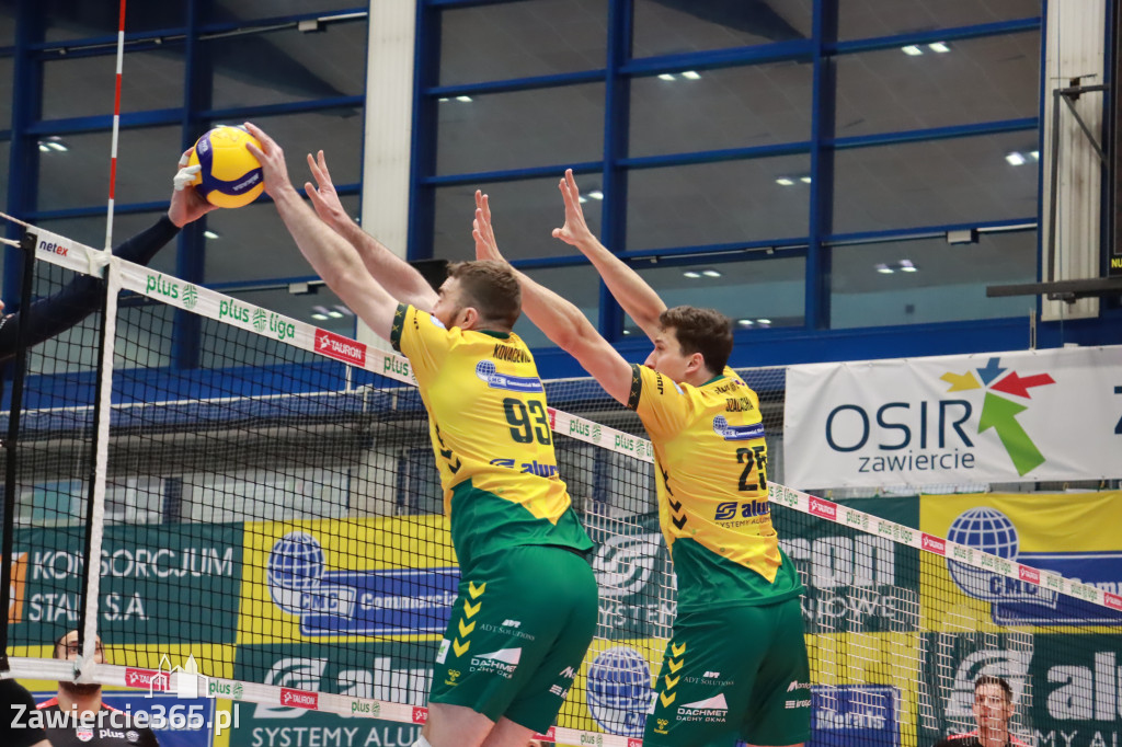 Rycerze nie dali szans Asseco Resovii Rzeszów i po zwycięstwie 3:0 awansowali na pozycję lidera