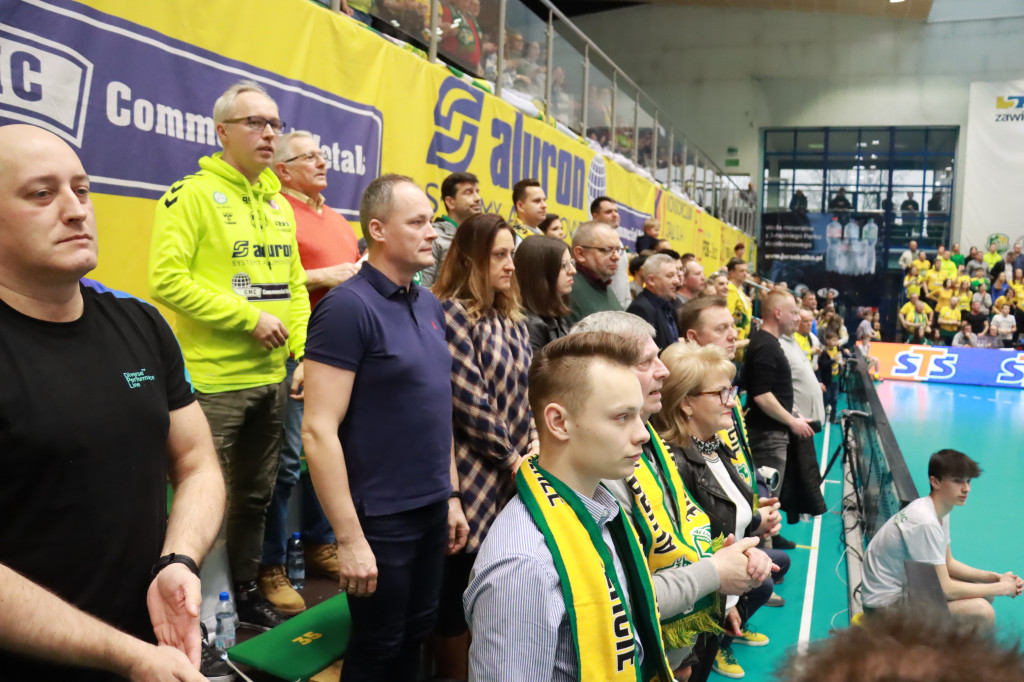Rycerze nie dali szans Asseco Resovii Rzeszów i po zwycięstwie 3:0 awansowali na pozycję lidera