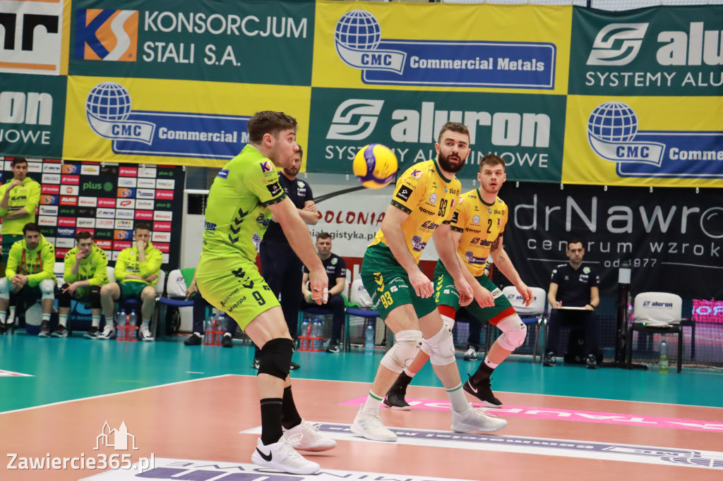 Rycerze nie dali szans Asseco Resovii Rzeszów i po zwycięstwie 3:0 awansowali na pozycję lidera