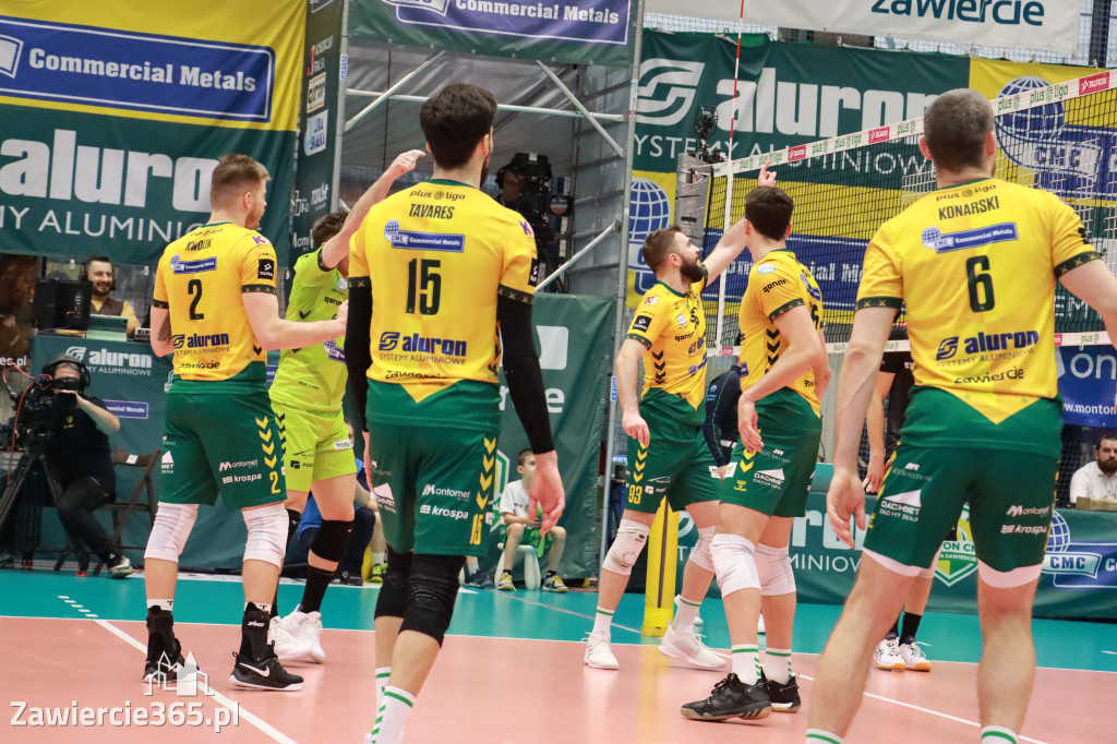 Rycerze nie dali szans Asseco Resovii Rzeszów i po zwycięstwie 3:0 awansowali na pozycję lidera