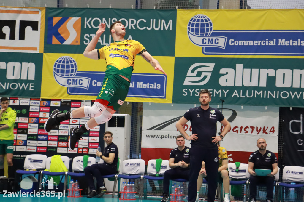 Rycerze nie dali szans Asseco Resovii Rzeszów i po zwycięstwie 3:0 awansowali na pozycję lidera