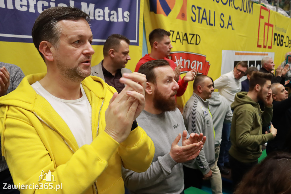 Rycerze nie dali szans Asseco Resovii Rzeszów i po zwycięstwie 3:0 awansowali na pozycję lidera