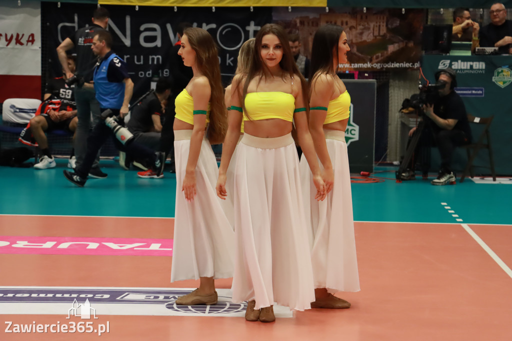 Rycerze nie dali szans Asseco Resovii Rzeszów i po zwycięstwie 3:0 awansowali na pozycję lidera