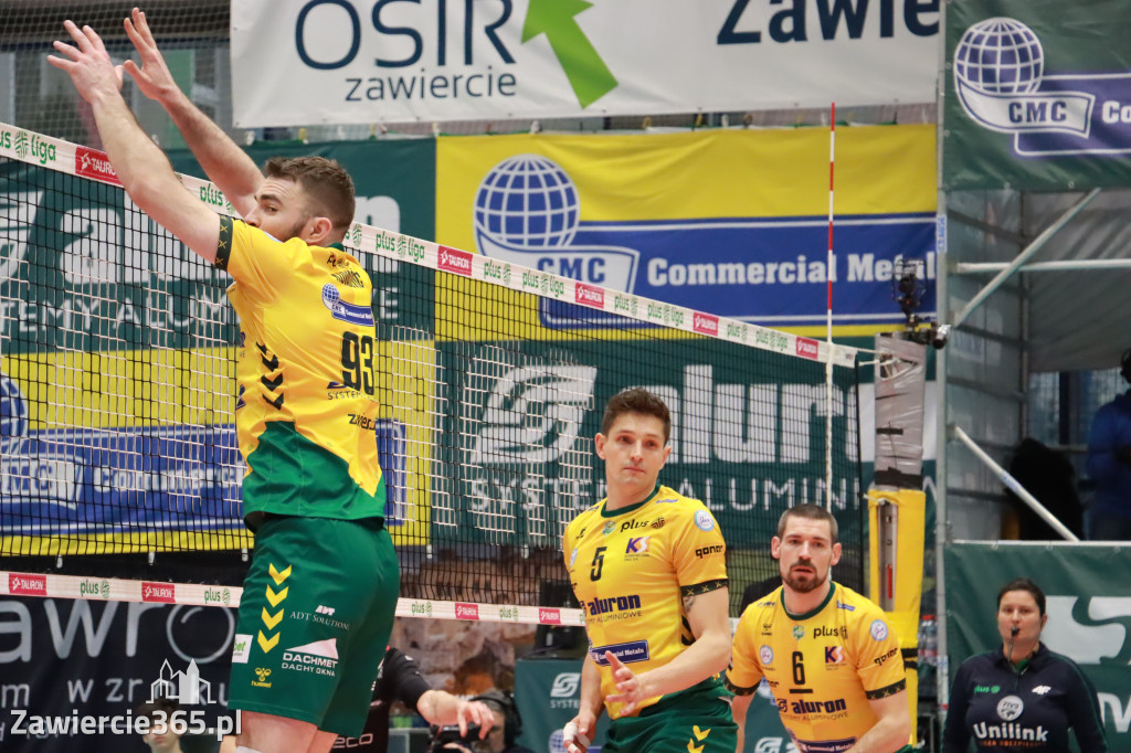 Rycerze nie dali szans Asseco Resovii Rzeszów i po zwycięstwie 3:0 awansowali na pozycję lidera