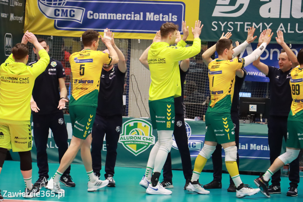 Rycerze nie dali szans Asseco Resovii Rzeszów i po zwycięstwie 3:0 awansowali na pozycję lidera