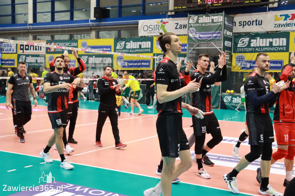Rycerze nie dali szans Asseco Resovii Rzeszów i po zwycięstwie 3:0 awansowali na pozycję lidera