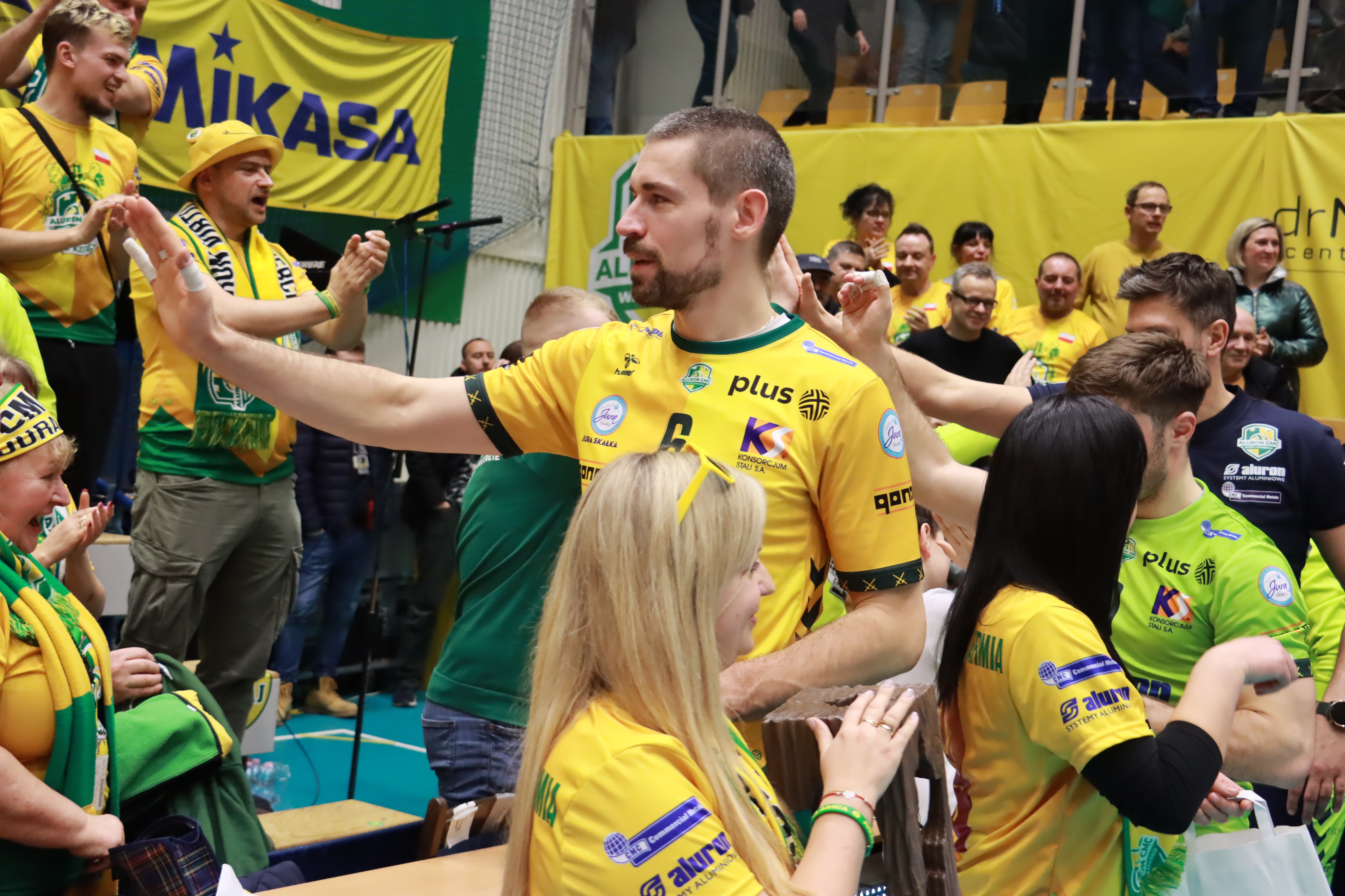 Rycerze nie dali szans Asseco Resovii Rzeszów i po zwycięstwie 3:0 awansowali na pozycję lidera