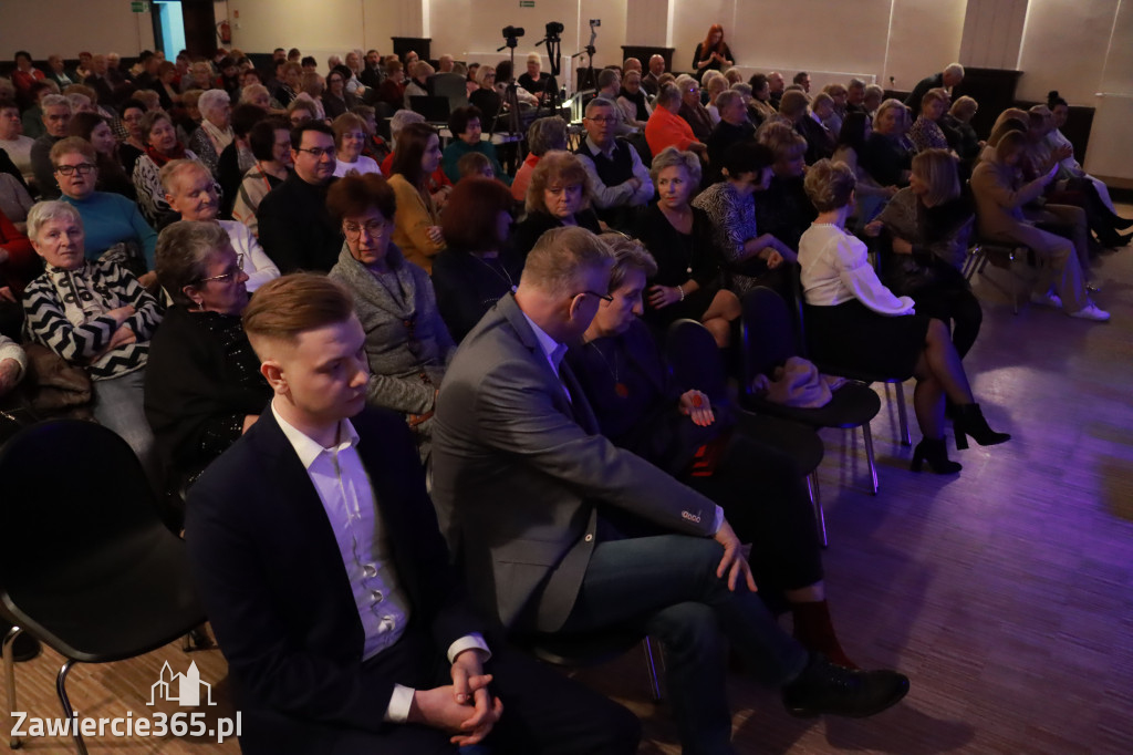 Fotorelacja - Koncert w Porębie ZA ZDROWIE PAŃ