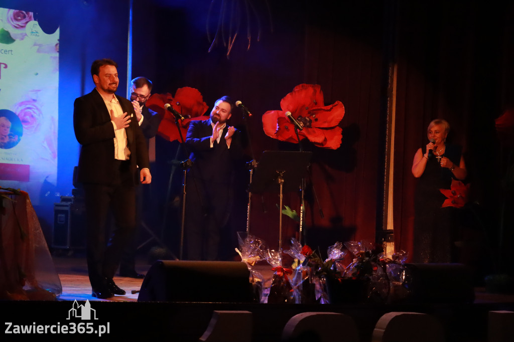 Fotorelacja - Koncert w Porębie ZA ZDROWIE PAŃ