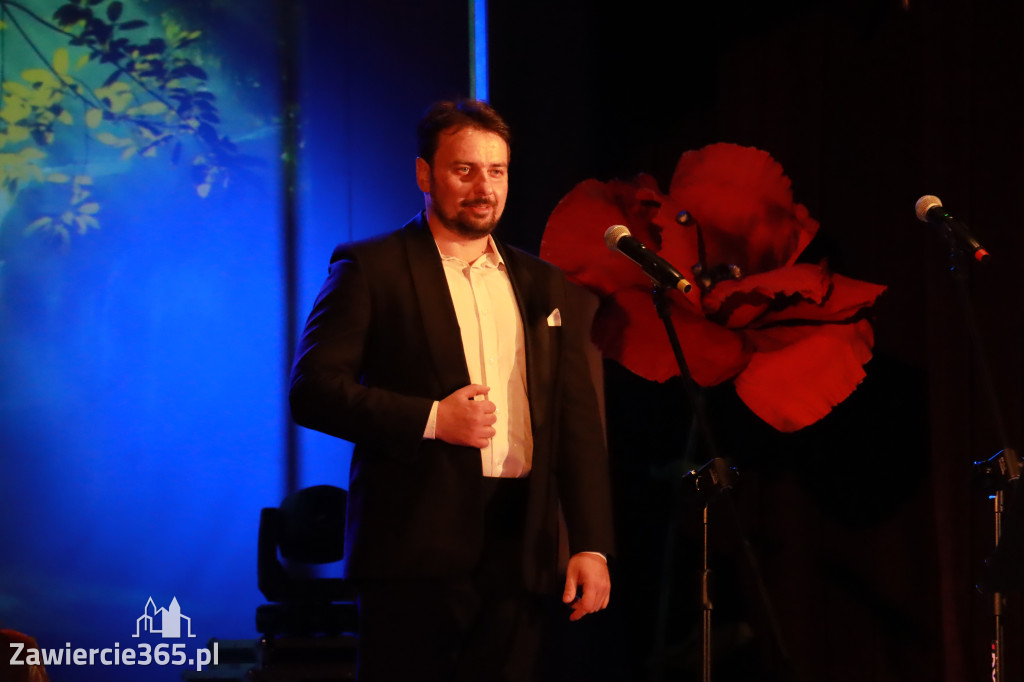 Fotorelacja - Koncert w Porębie ZA ZDROWIE PAŃ