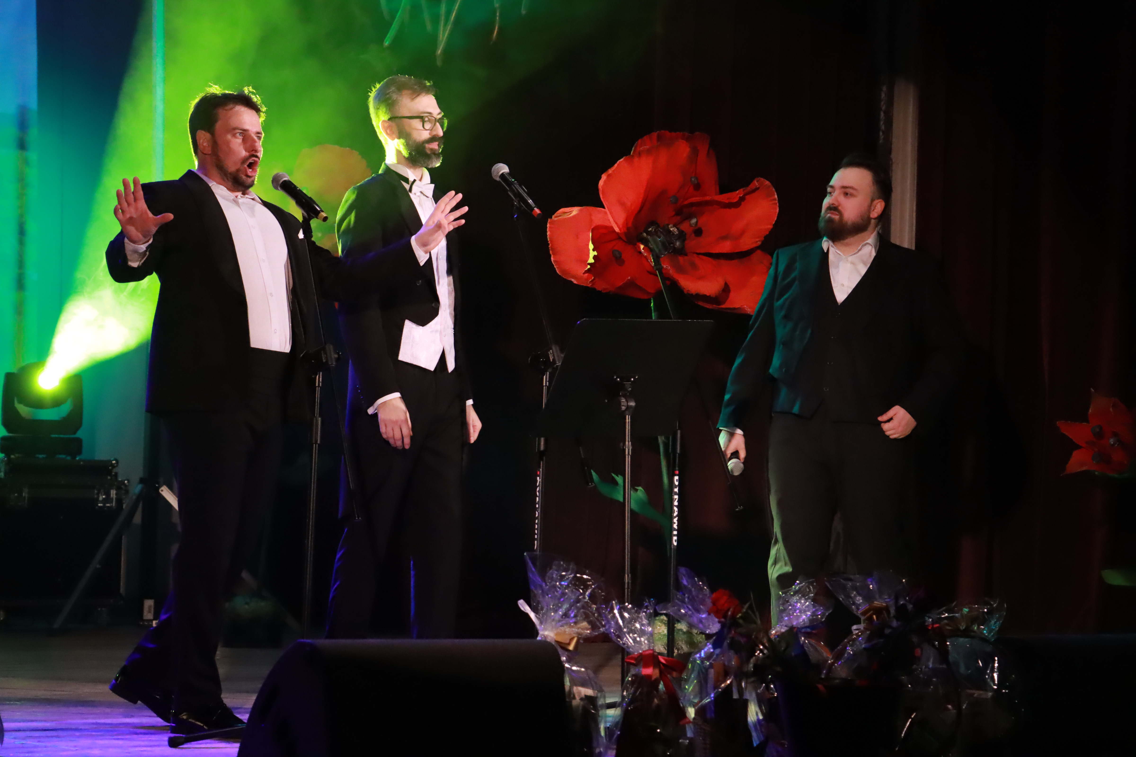 Fotorelacja - Koncert w Porębie ZA ZDROWIE PAŃ