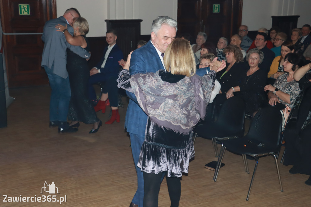 Fotorelacja - Koncert w Porębie ZA ZDROWIE PAŃ