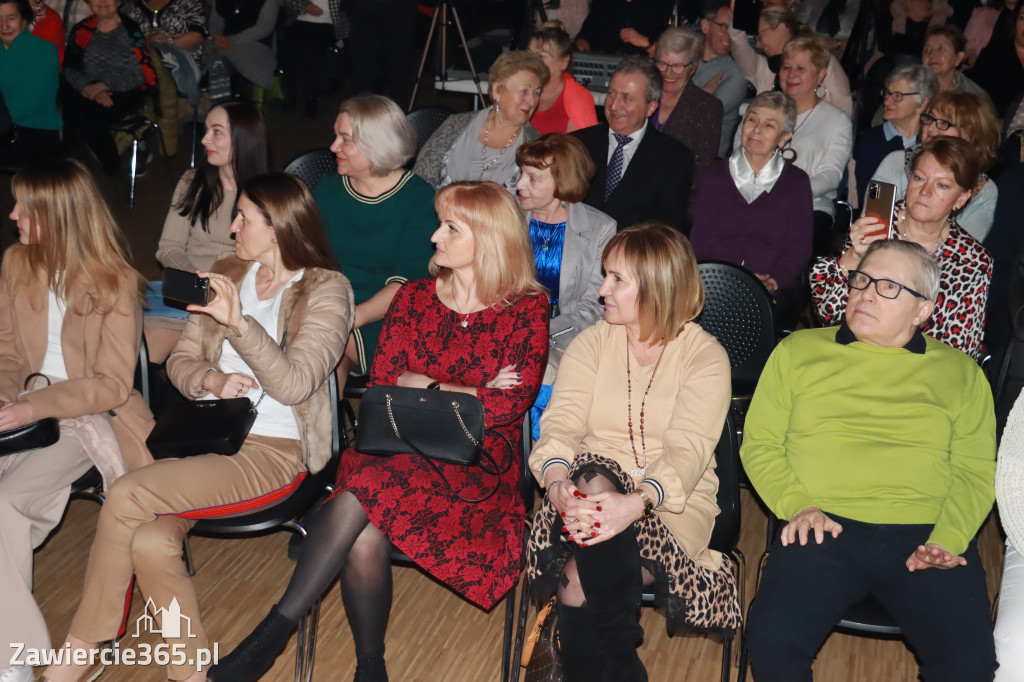 Fotorelacja - Koncert w Porębie ZA ZDROWIE PAŃ