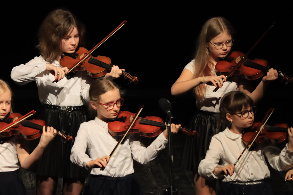 Koncert Szkoły Muzycznej w MOK Zawiercie.
