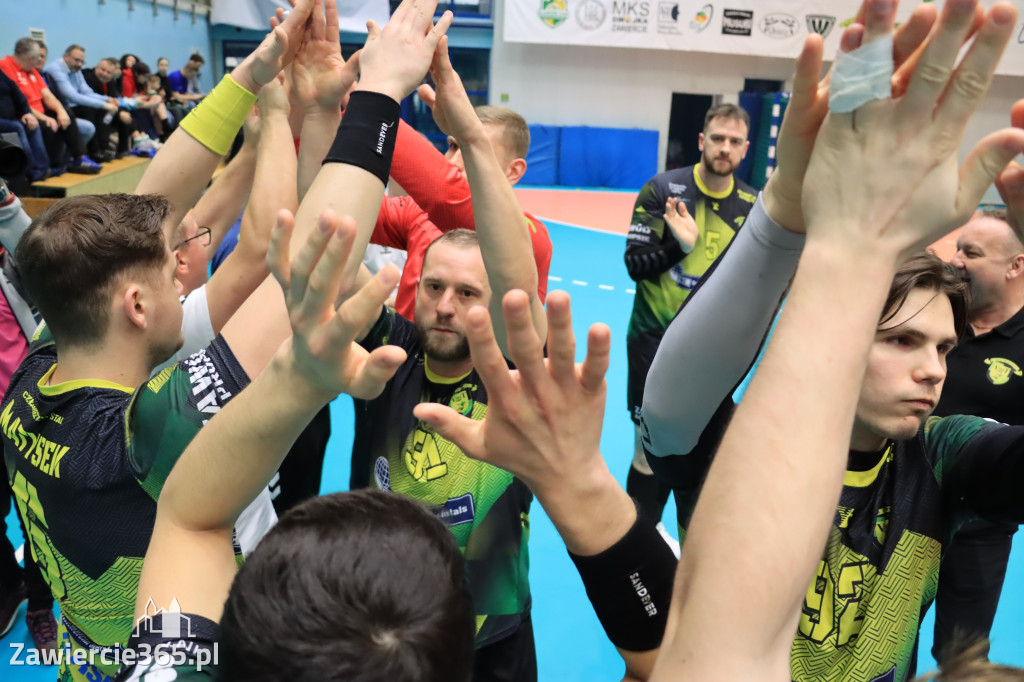 Piąte zwycięstwo z rzędu KS Viret CMC Zawiercie - KSZO Handball 29:27
