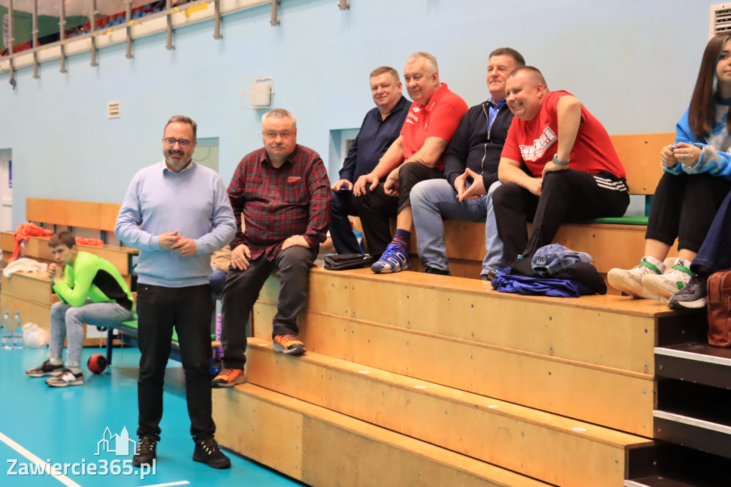 Piąte zwycięstwo z rzędu KS Viret CMC Zawiercie - KSZO Handball 29:27