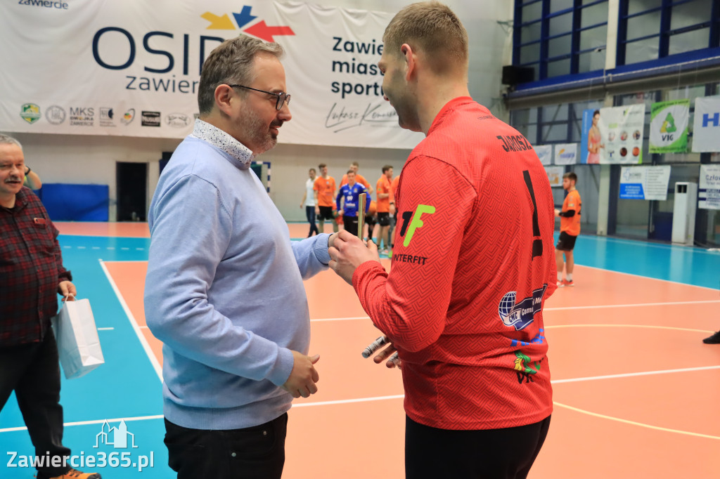 Piąte zwycięstwo z rzędu KS Viret CMC Zawiercie - KSZO Handball 29:27