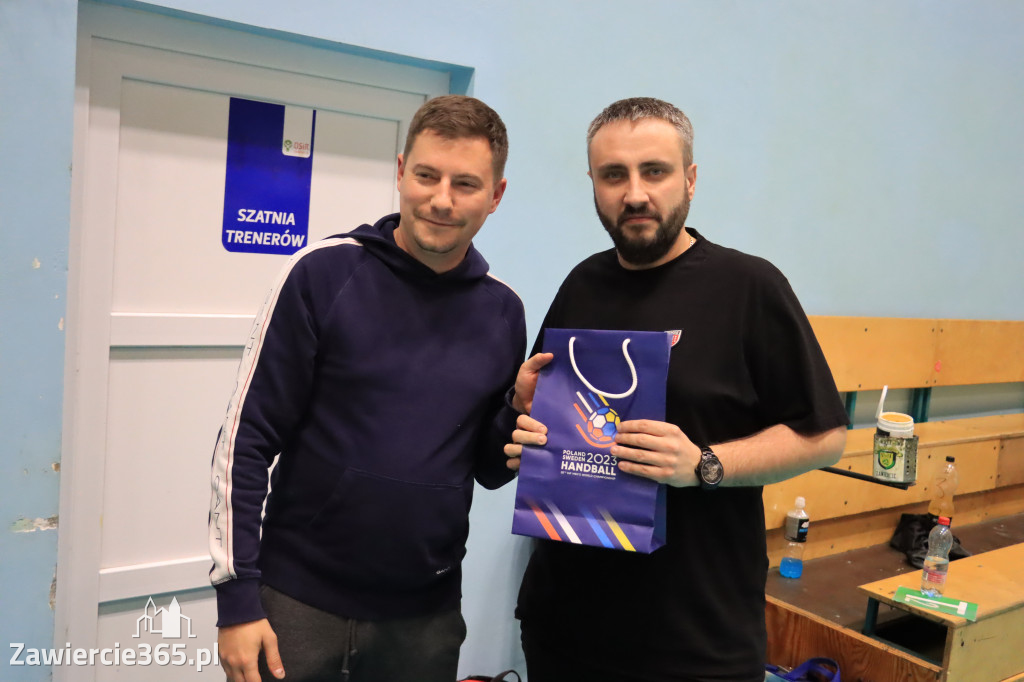 Przegrywamy: KS Viret CMC Zawiercie - NLO SMS ZPRP Kielce II 33-34