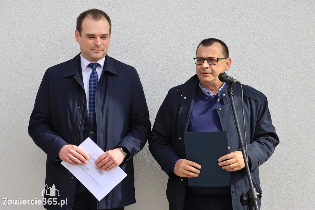 Fotorelacja z Otwarcia Oczyszczalni Ścieków oraz Gmninnego Schroniska w Porębie.