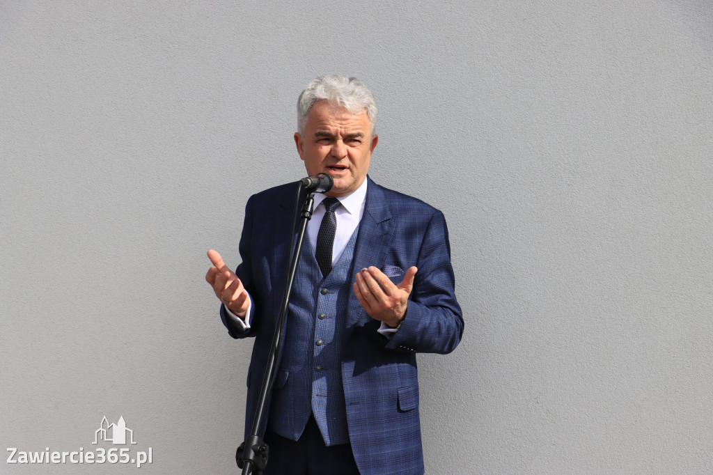 Fotorelacja z Otwarcia Oczyszczalni Ścieków oraz Gmninnego Schroniska w Porębie.