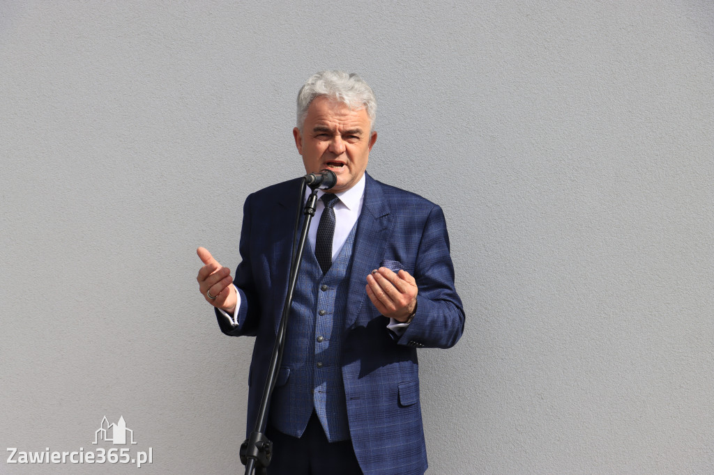 Fotorelacja z Otwarcia Oczyszczalni Ścieków oraz Gmninnego Schroniska w Porębie.