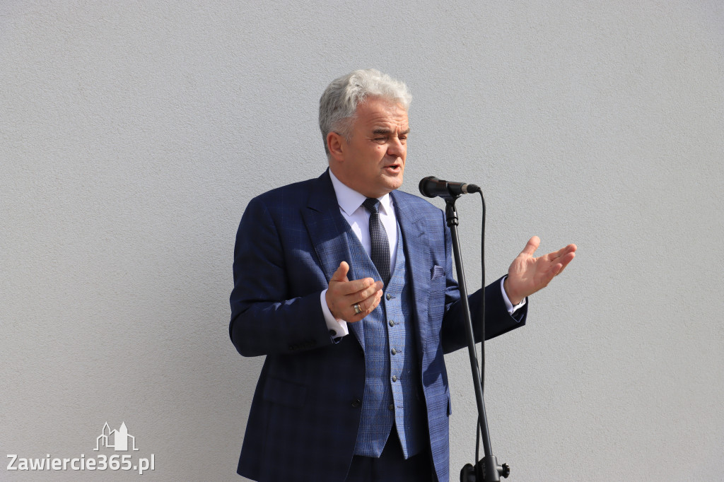 Fotorelacja z Otwarcia Oczyszczalni Ścieków oraz Gmninnego Schroniska w Porębie.