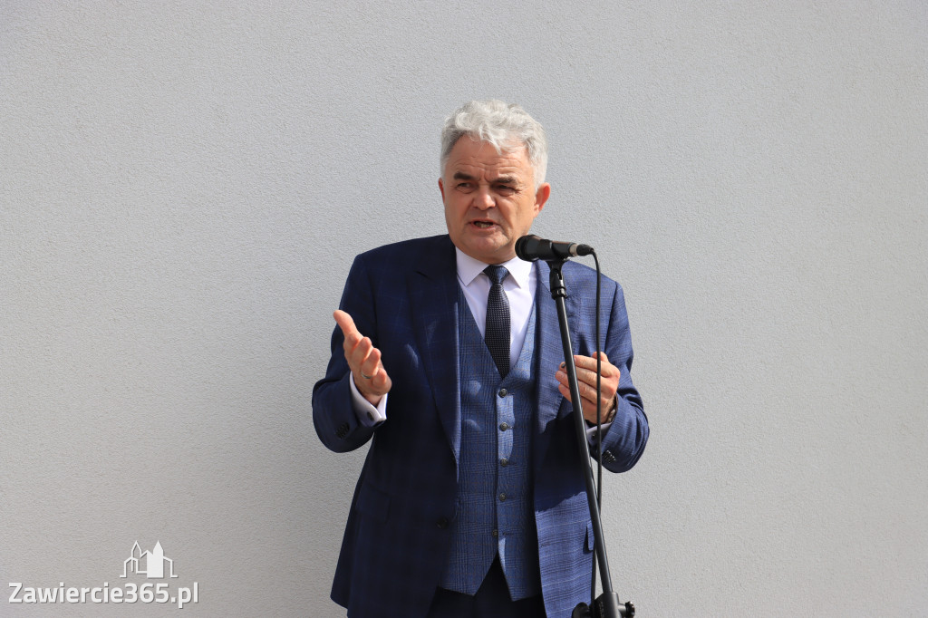 Fotorelacja z Otwarcia Oczyszczalni Ścieków oraz Gmninnego Schroniska w Porębie.