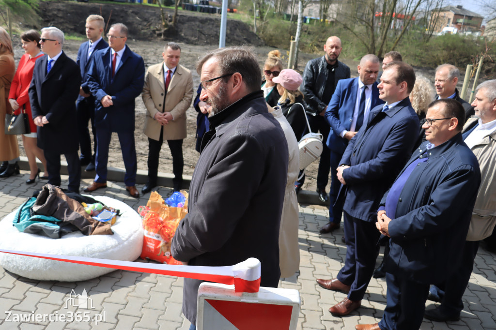 Fotorelacja z Otwarcia Oczyszczalni Ścieków oraz Gmninnego Schroniska w Porębie.