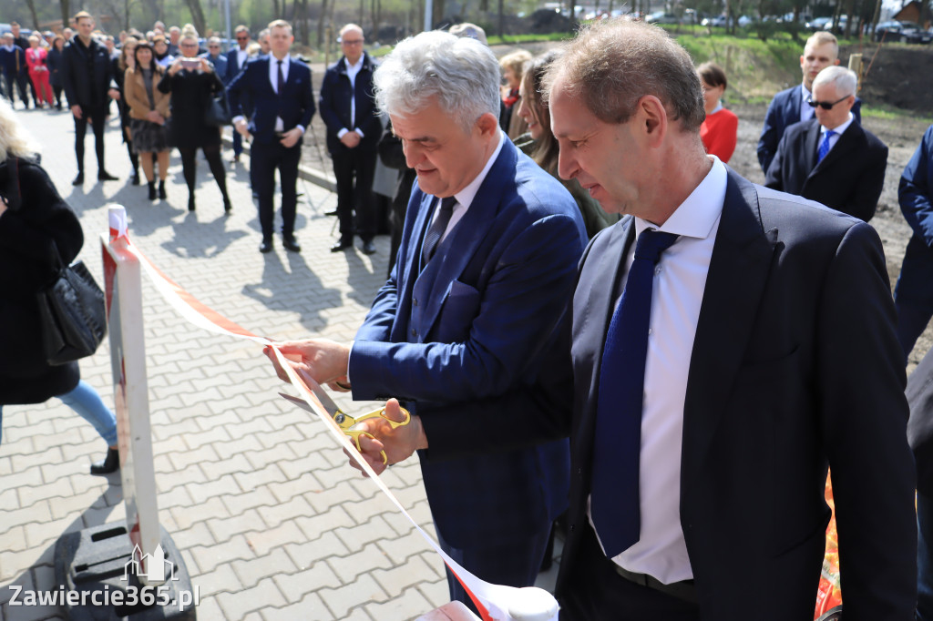 Fotorelacja z Otwarcia Oczyszczalni Ścieków oraz Gmninnego Schroniska w Porębie.