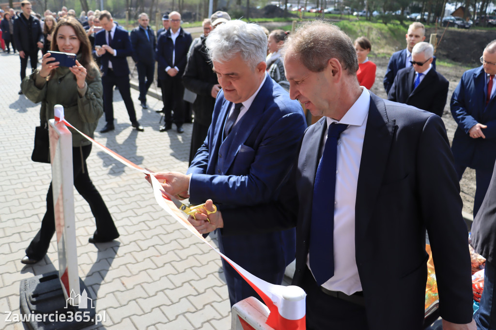 Fotorelacja z Otwarcia Oczyszczalni Ścieków oraz Gmninnego Schroniska w Porębie.