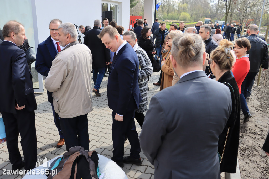 Fotorelacja z Otwarcia Oczyszczalni Ścieków oraz Gmninnego Schroniska w Porębie.