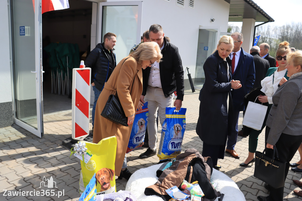 Fotorelacja z Otwarcia Oczyszczalni Ścieków oraz Gmninnego Schroniska w Porębie.