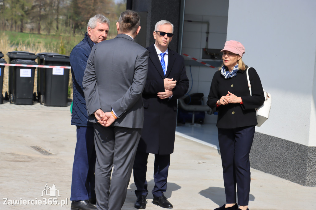 Fotorelacja z Otwarcia Oczyszczalni Ścieków oraz Gmninnego Schroniska w Porębie.