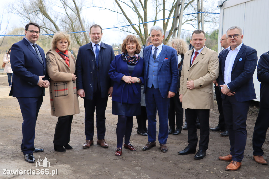 Fotorelacja z Otwarcia Oczyszczalni Ścieków oraz Gmninnego Schroniska w Porębie.
