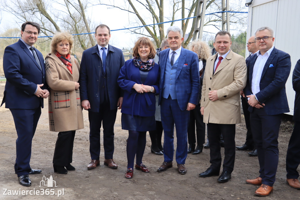 Fotorelacja z Otwarcia Oczyszczalni Ścieków oraz Gmninnego Schroniska w Porębie.