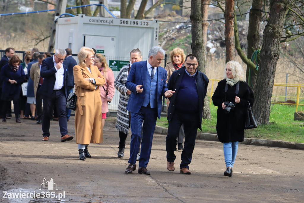 Fotorelacja z Otwarcia Oczyszczalni Ścieków oraz Gmninnego Schroniska w Porębie.