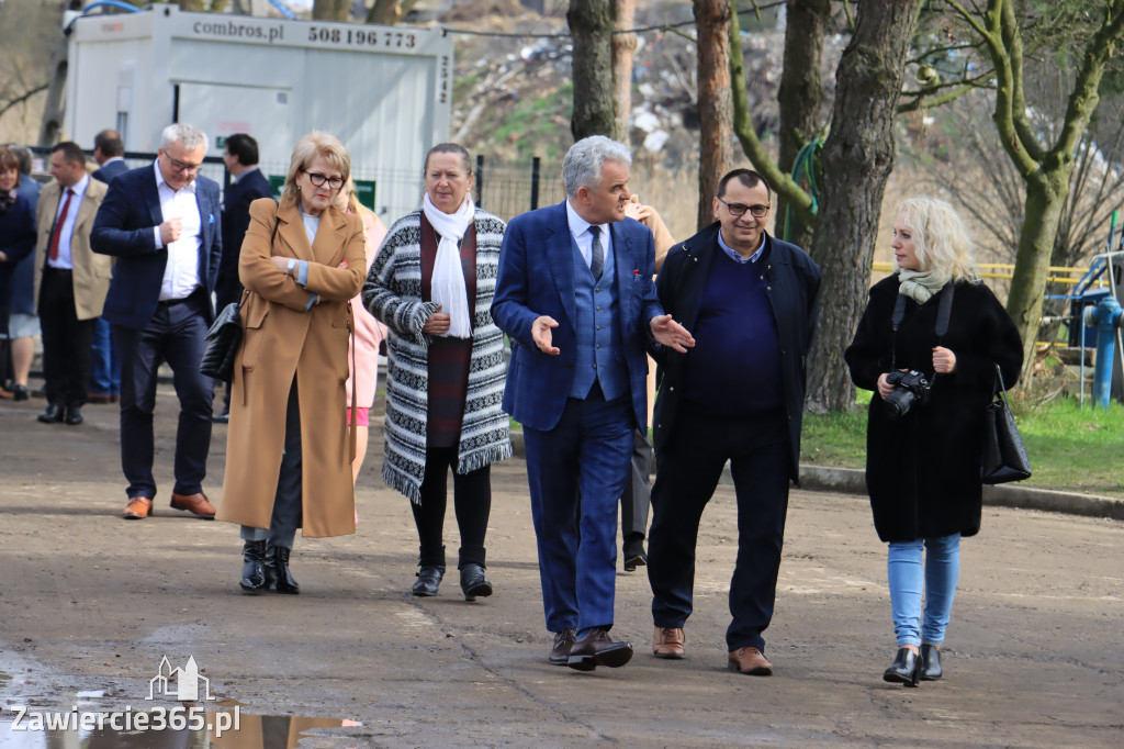 Fotorelacja z Otwarcia Oczyszczalni Ścieków oraz Gmninnego Schroniska w Porębie.