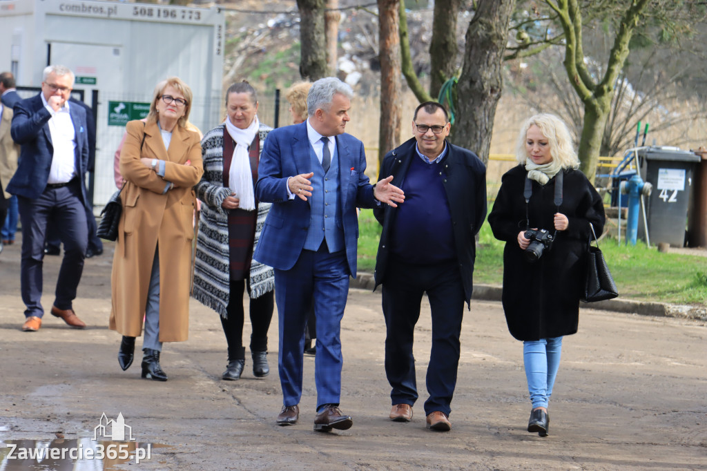 Fotorelacja z Otwarcia Oczyszczalni Ścieków oraz Gmninnego Schroniska w Porębie.