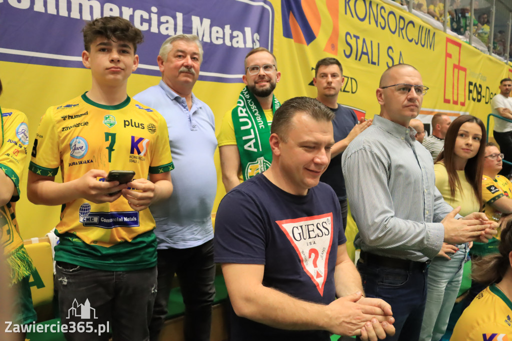 Po wspaniałej, ambitnej walce Jurajscy Rycerze ulegli po raz drugi Jastrzębskiemu Węglowi w półfinale PlusLigi