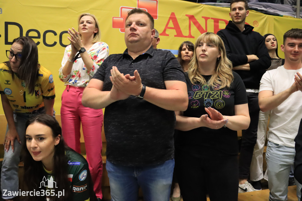 Po wspaniałej, ambitnej walce Jurajscy Rycerze ulegli po raz drugi Jastrzębskiemu Węglowi w półfinale PlusLigi