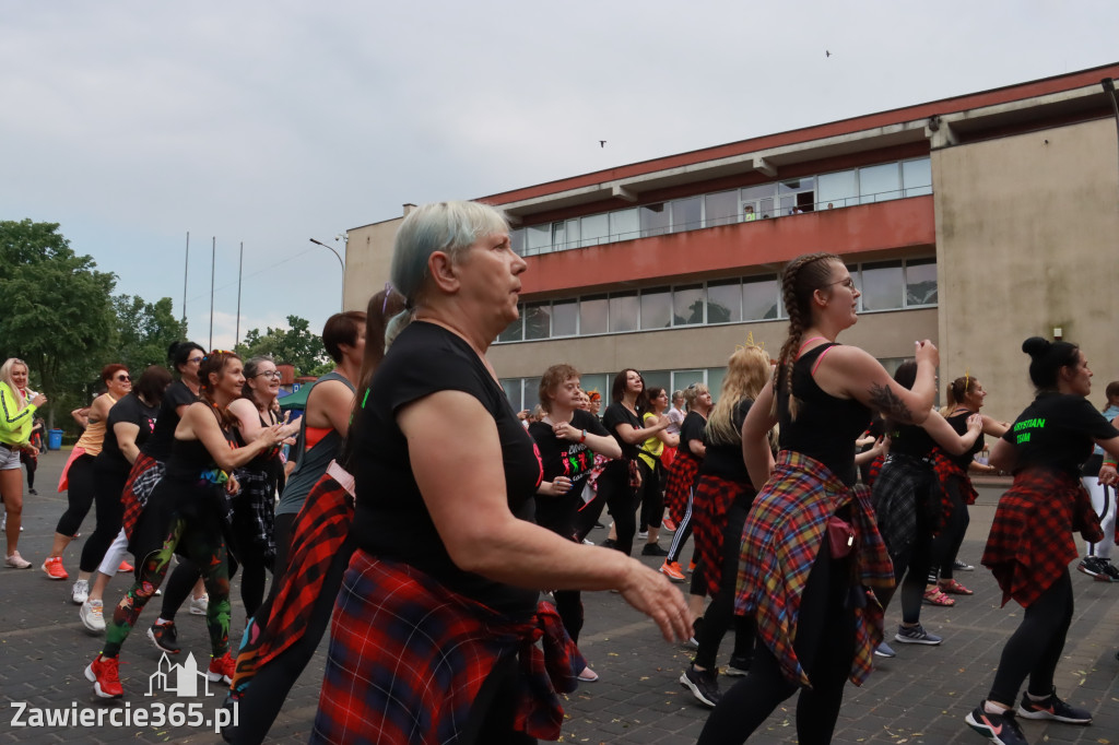 Fotorelacja: Charytatywny Maraton Zumby dla Stasia Pabiana