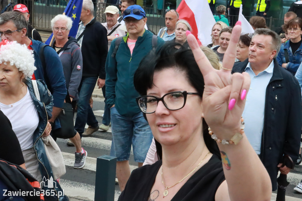 Fotorelacja: Wiec Donalda Tuska we Wrocławiu.