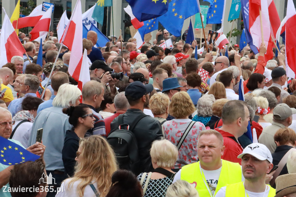 Fotorelacja: Wiec Donalda Tuska we Wrocławiu.